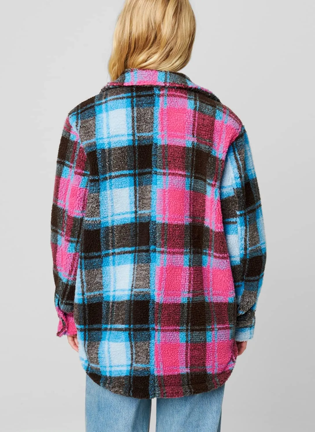 [BLANKNYC] Womens Plaid Faux Sherpa Shirt Jacket With Pockets