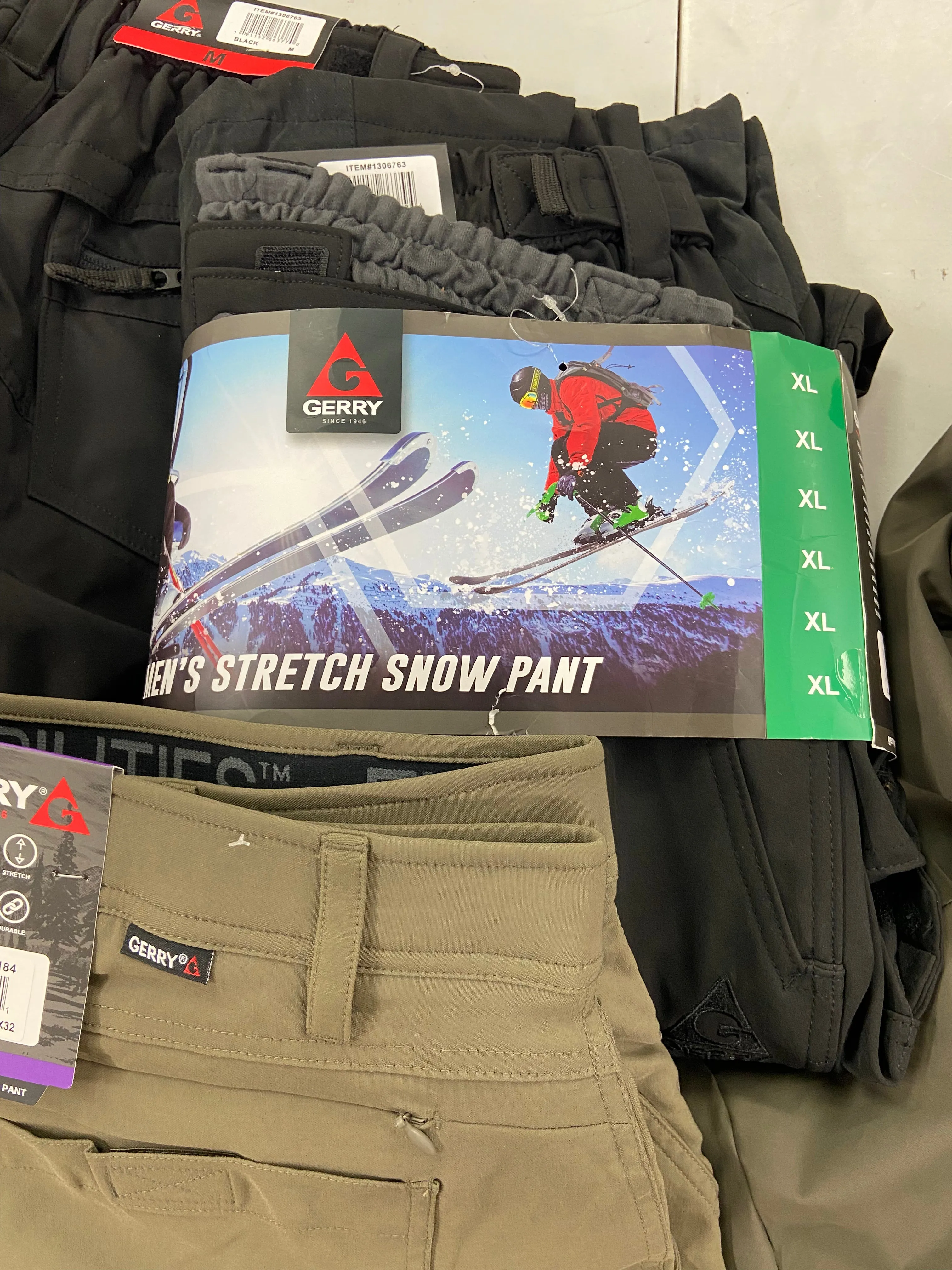 Men's Clothing Jacket & Pants, Wholesale Lot, TOMMY HILFIGER, WEATHERPROOF, GERRY, 5 items, Shelf Pulls, MSRP $430