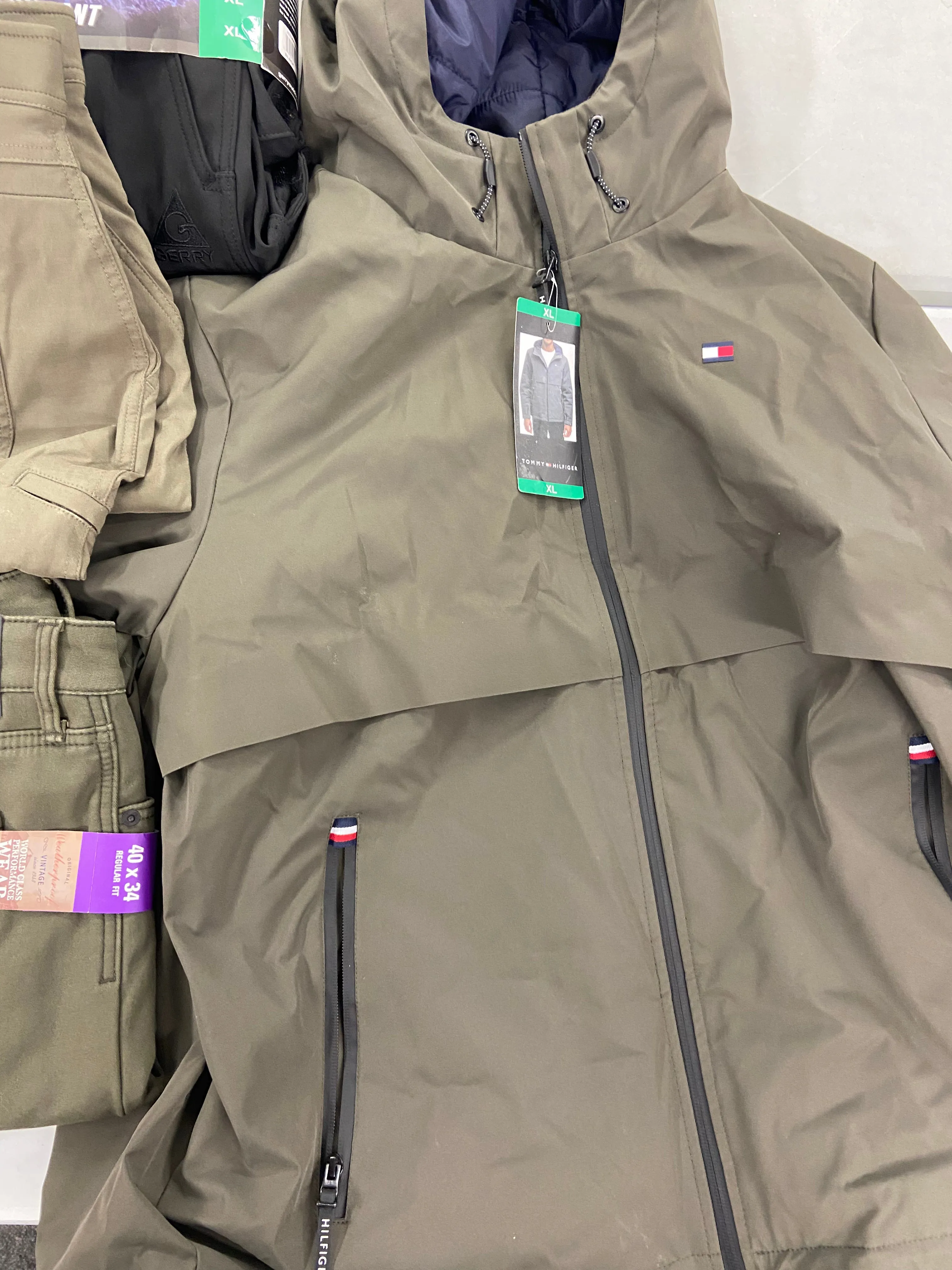 Men's Clothing Jacket & Pants, Wholesale Lot, TOMMY HILFIGER, WEATHERPROOF, GERRY, 5 items, Shelf Pulls, MSRP $430