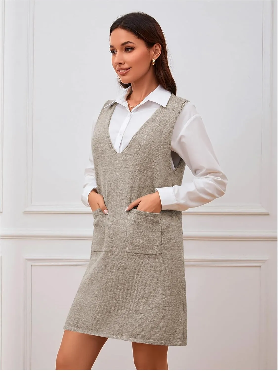 OYOANGLE Women's V Neck Sleeveless Knitted Solid Short Sweater Dress with Pockets