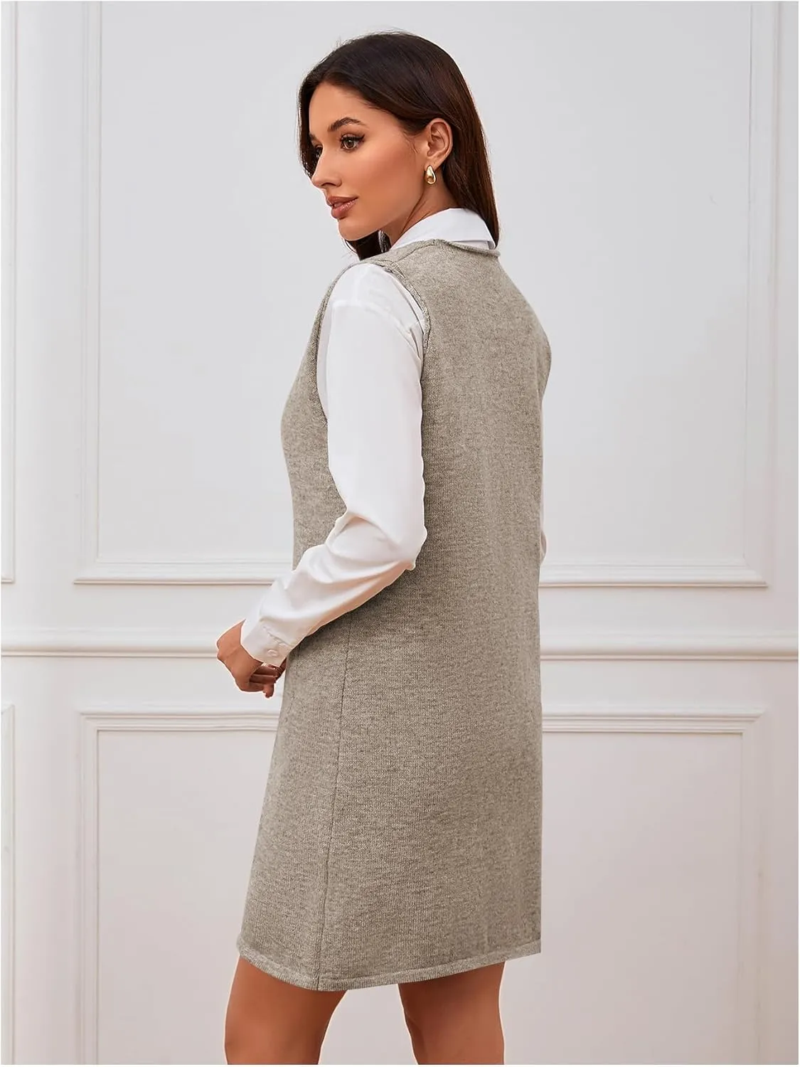 OYOANGLE Women's V Neck Sleeveless Knitted Solid Short Sweater Dress with Pockets