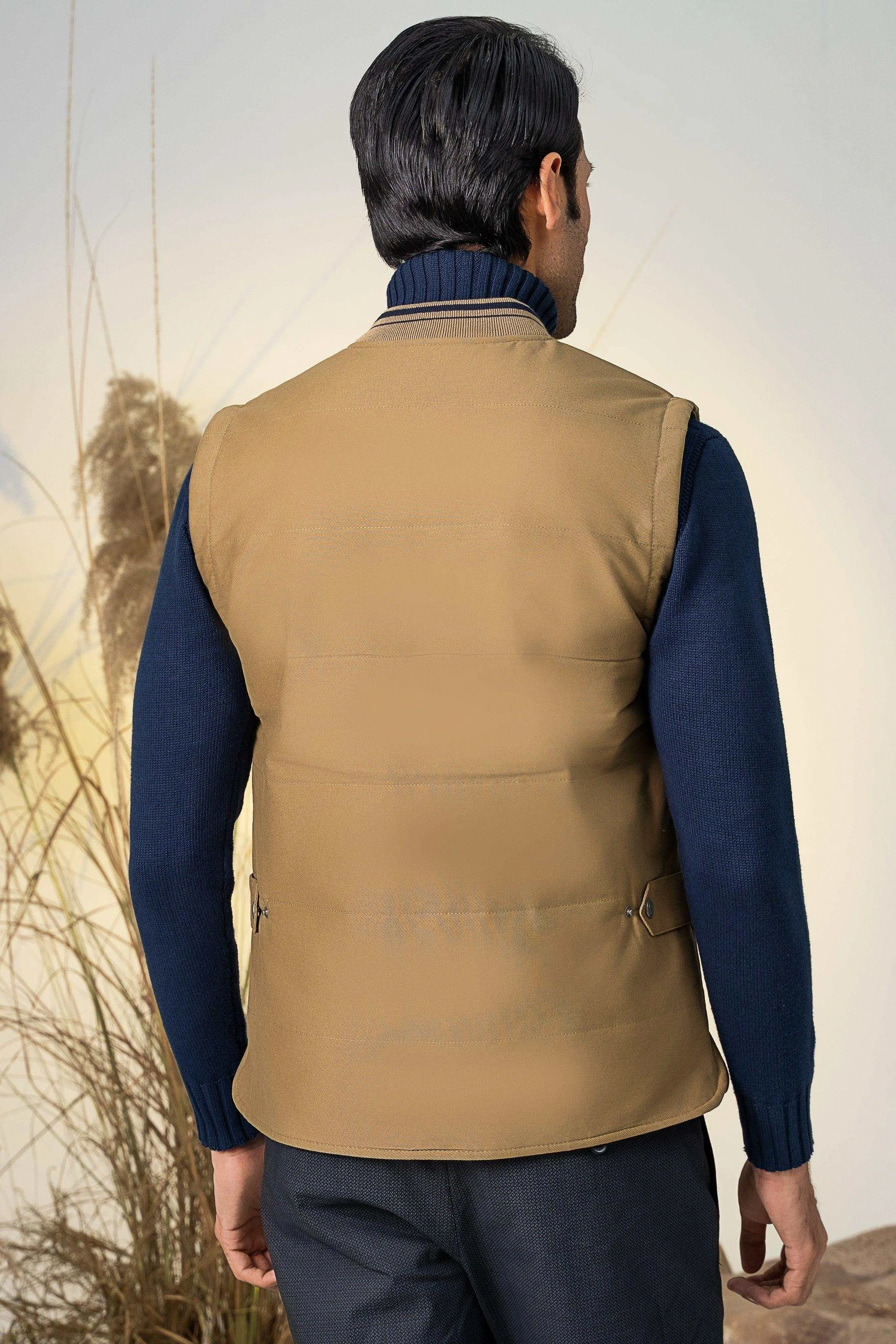 SLEEVELESS QUILTED JACKET DARK KHAKI