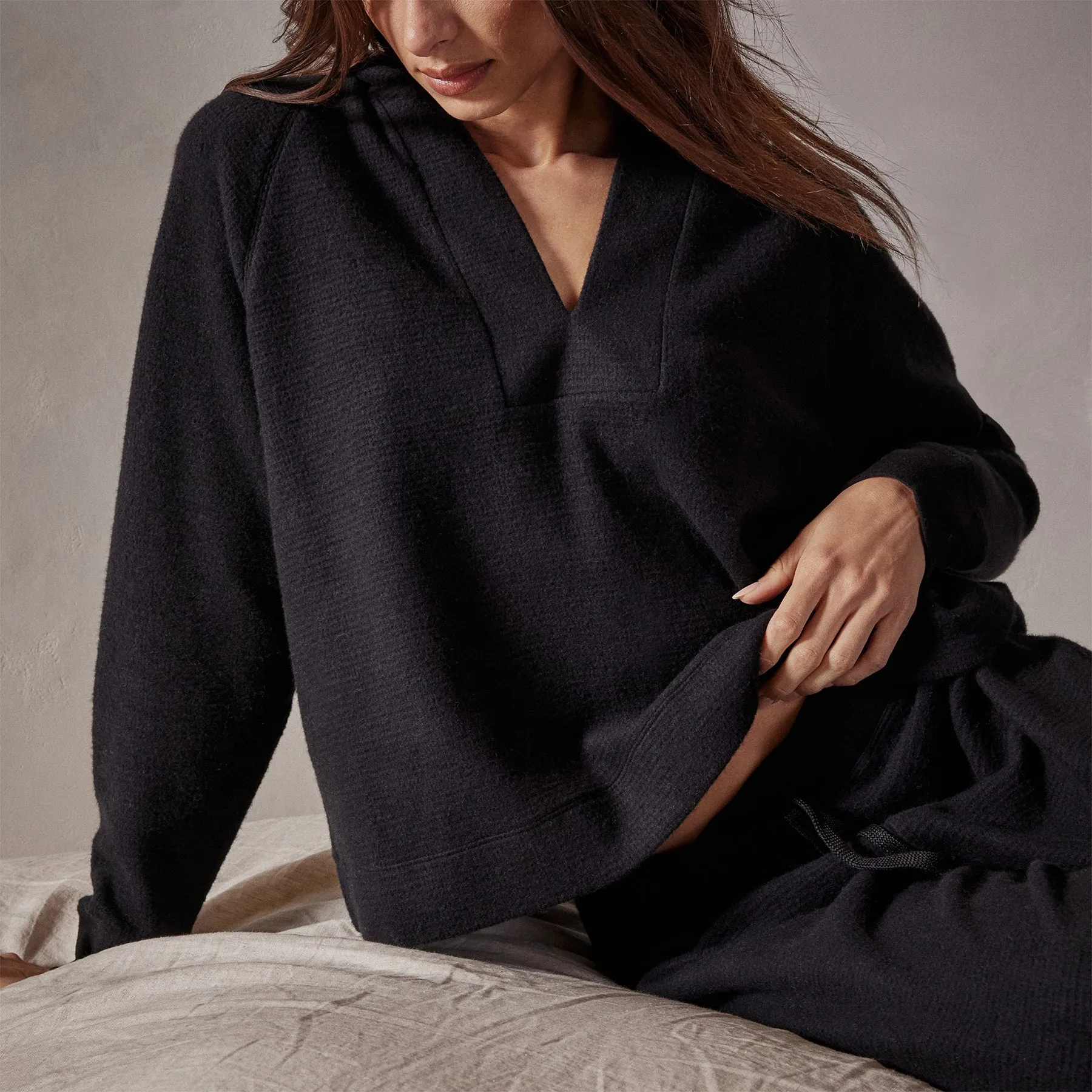 Thermal Knit Split Front Hoodie - Black