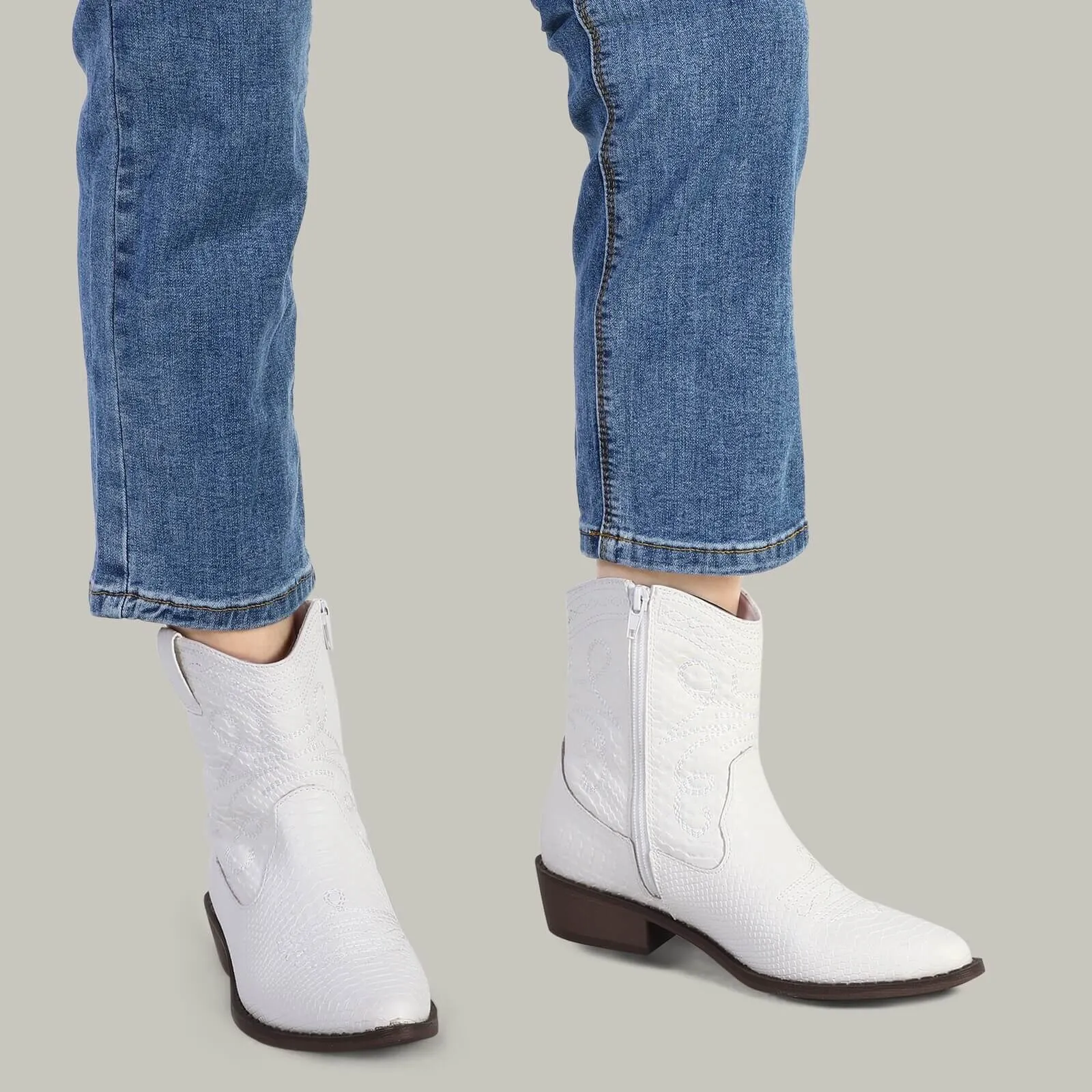 Western Cowboy Ankle Boots Cowgirl Low Heel Booties