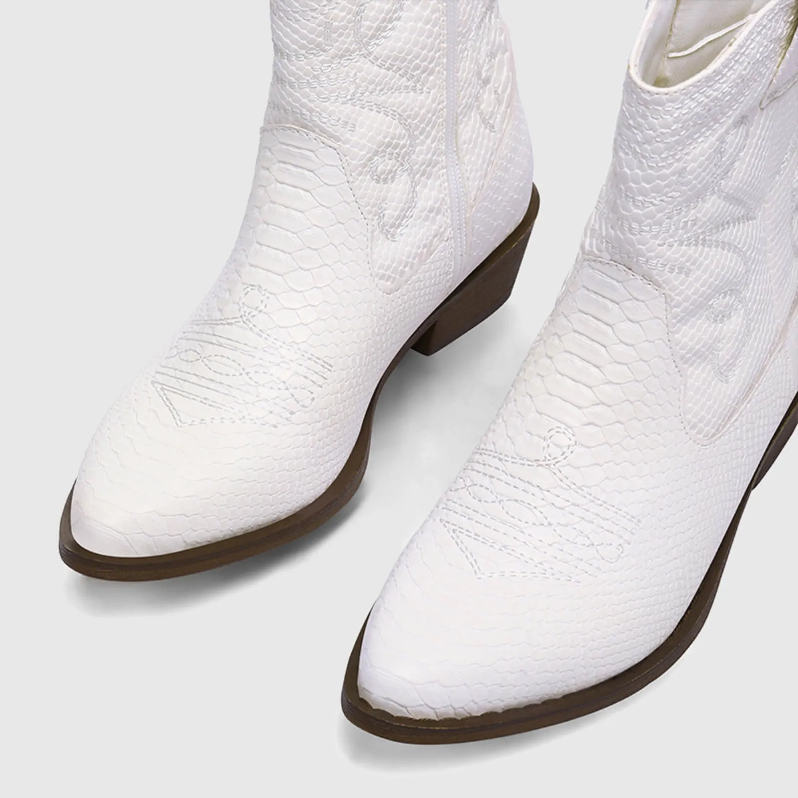 Western Cowboy Ankle Boots Cowgirl Low Heel Booties