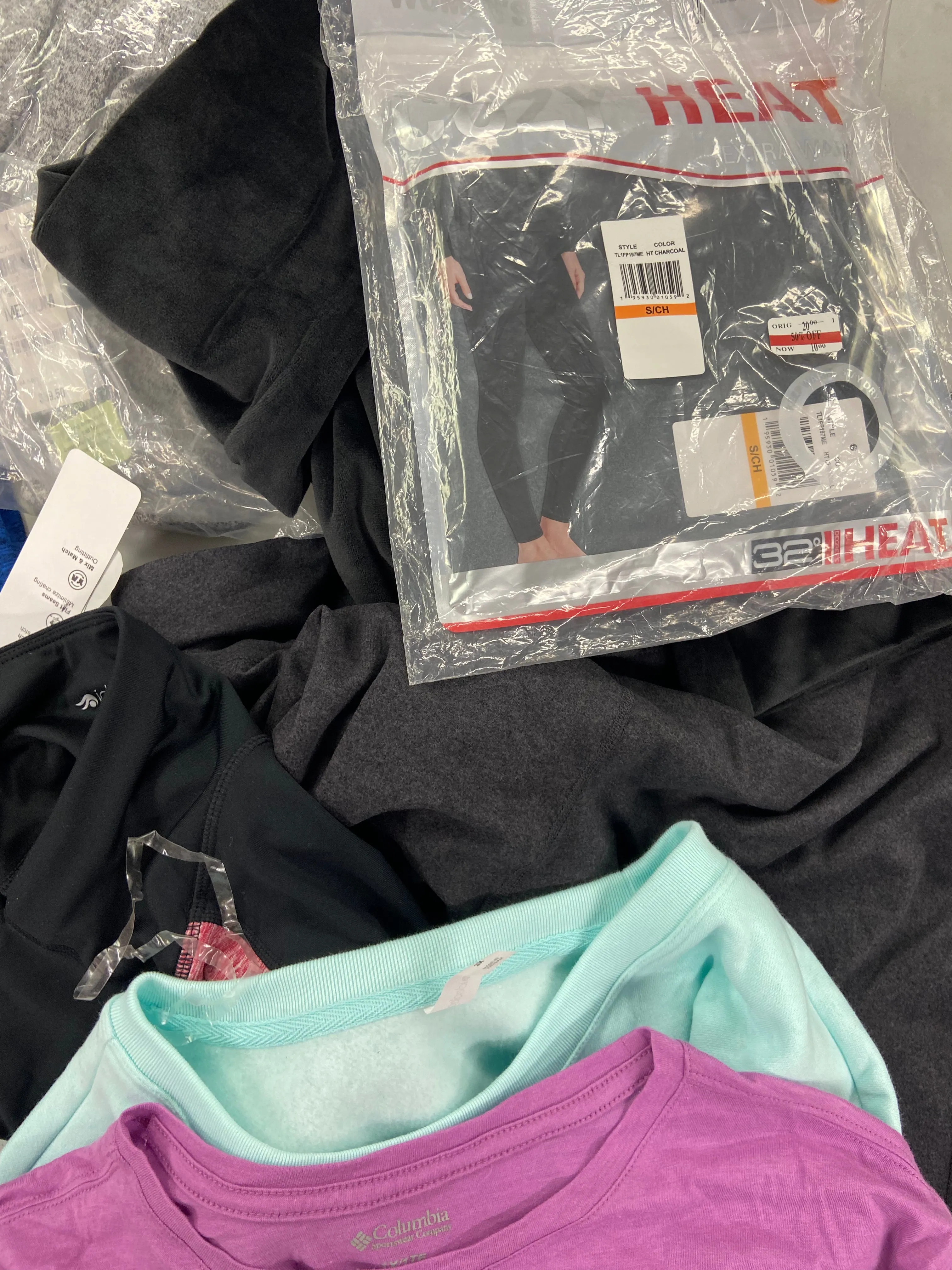 Women's Clothing Activewear Wholesale Lot, THE NORTH FACE, UNDER ARMOUR, ADIDAS, COLUMBIA, IDEOLOGY and more, 20 items, Shelf Pulls, MSRP $571